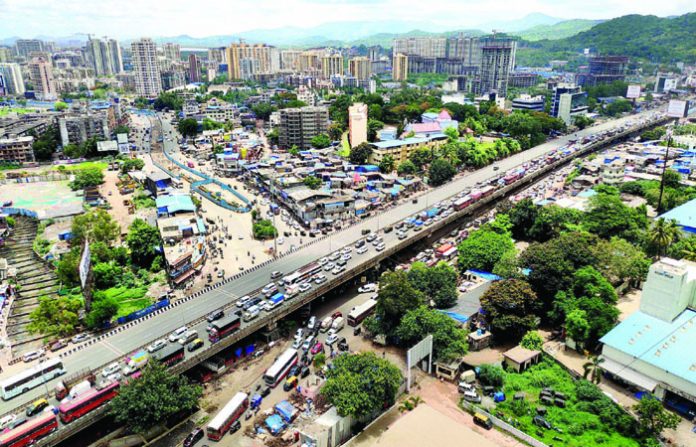 COVID19: Traffic jam on Western Express Highway