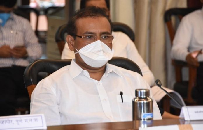 rajesh-tope-with-mask-latest-image
