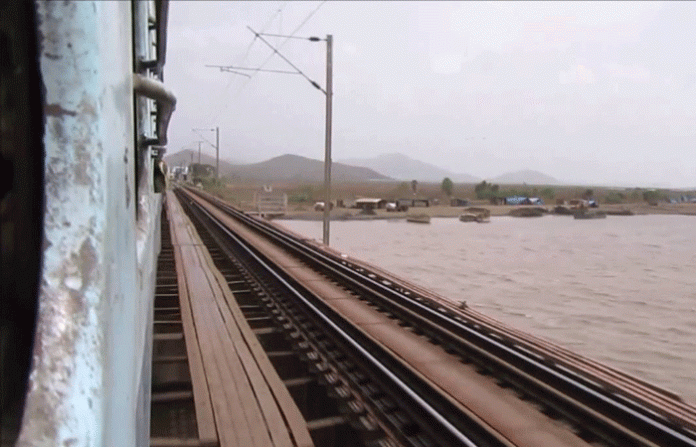 vaitarana-railway-bridge
