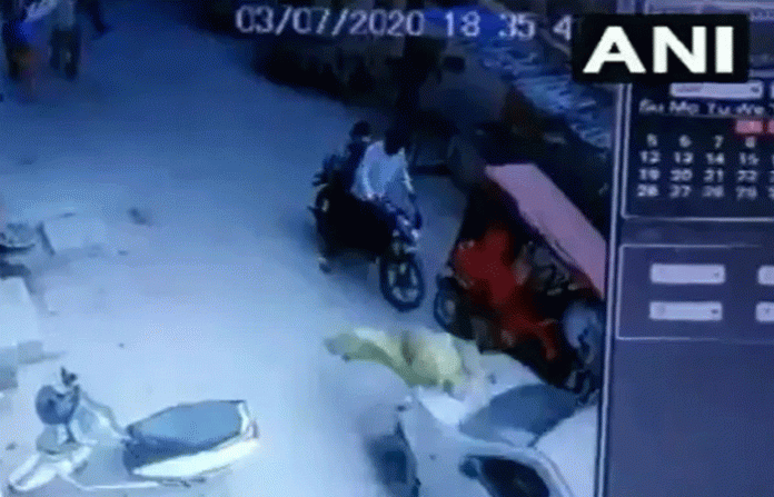police-drunk-delhi