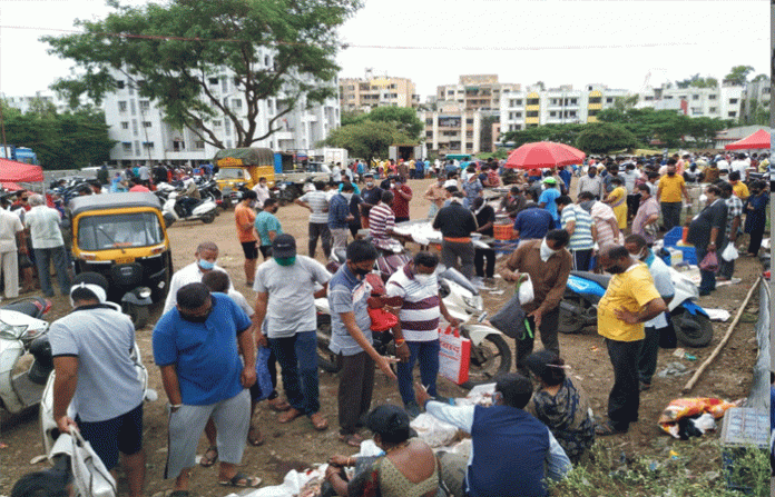 pune-social-distance-market