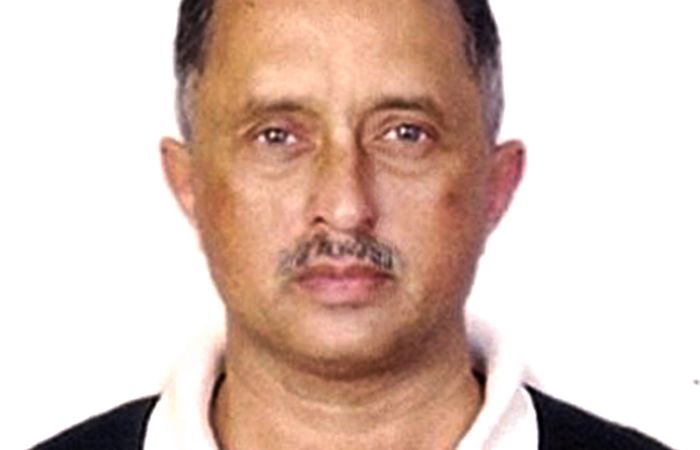 अपघातात मृत्यूमुखी पडलेले वैमानिक दीपक साठे