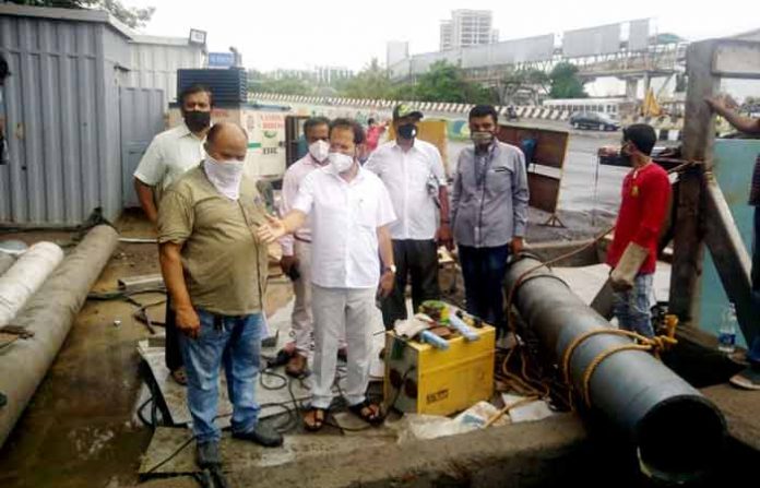 bandra-east-water