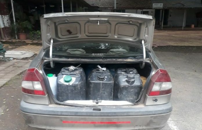 drinks-in-car