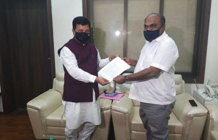 pravin-darekar-meets-anil-parab