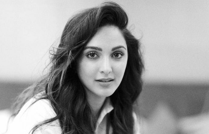 kiara-advani-black-and-whit