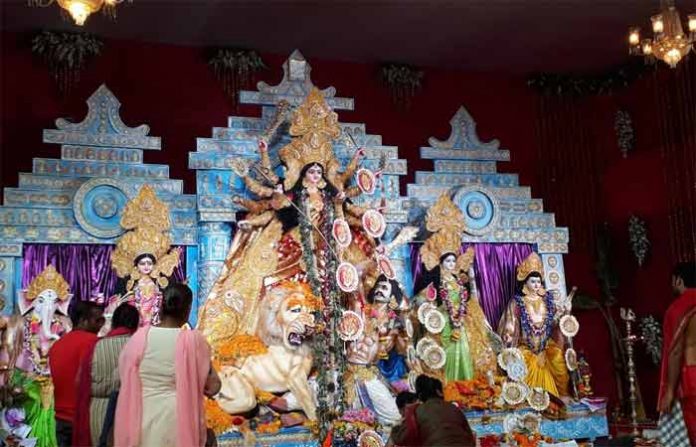 durga-pandal-bengal-club