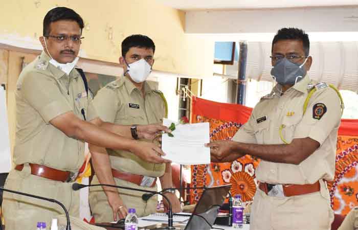 pune-police pune-police