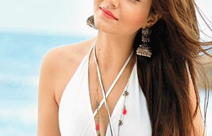 rubina-dilaik-face-cut
