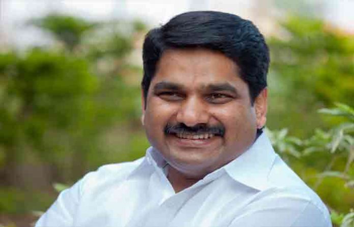 satej-patil