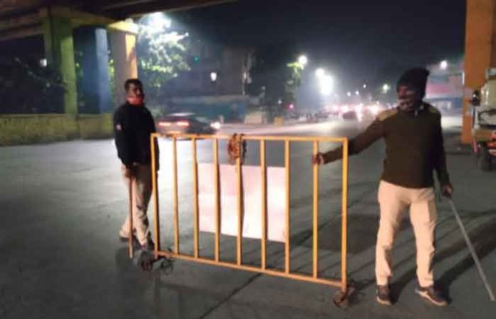 pune-police-night-curfew11