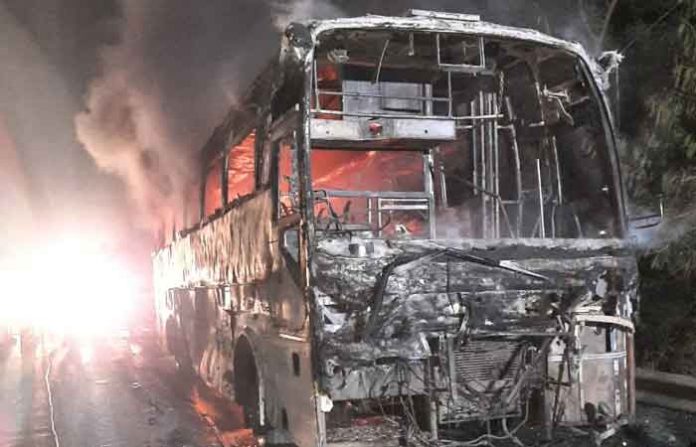 bus-fire-khalapur