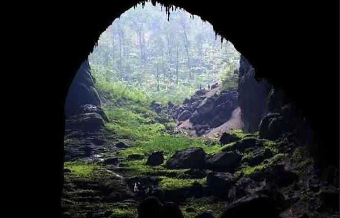 cave