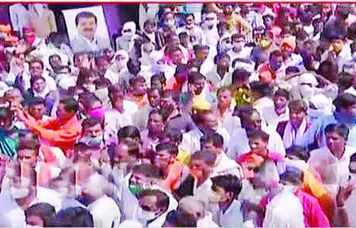 sanjay-rathod-supporters-3