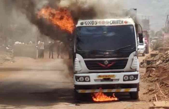 burnign-truck