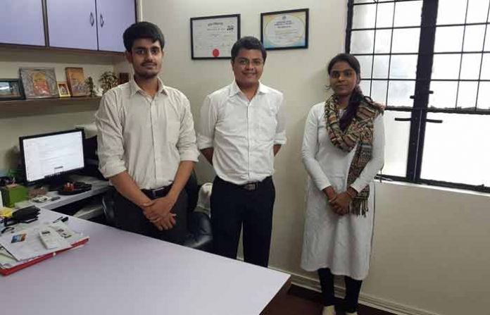 punekar-adv