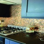 स्वयंपाकघरातील टाईल्स खराब झाल्या