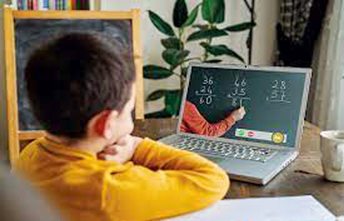 पूर्ण फी न भरल्याने शाळेची कारवाई, विद्यार्थ्यांना ऑनलाइन वर्गात ‘नो एंट्री!’