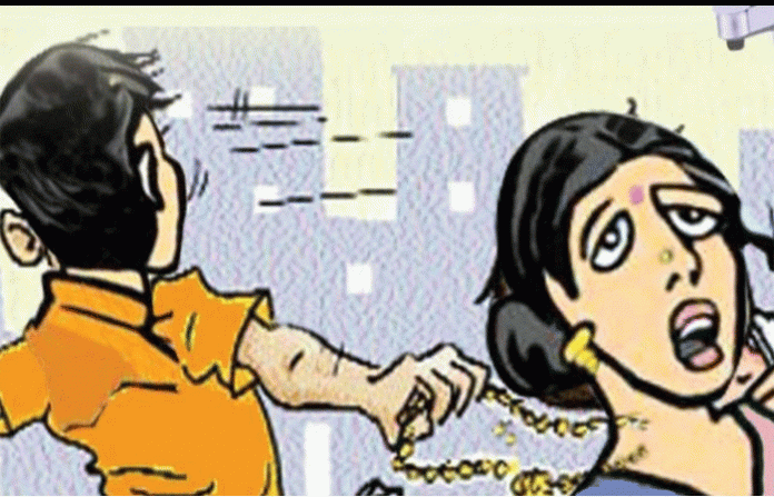 gold-chain-theft