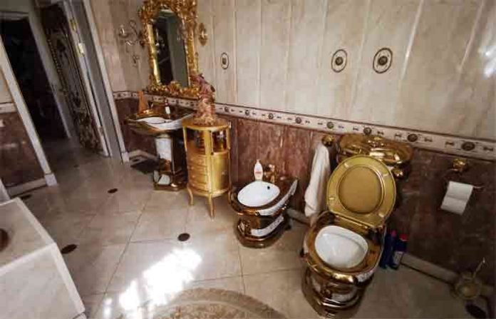 gold-toilet
