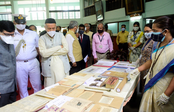 कलिना विद्या संकुलातील इमारतींना त्वरित एनओसी द्या!