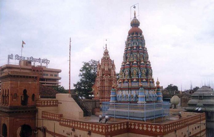 vitthal-mandir-pandharpur