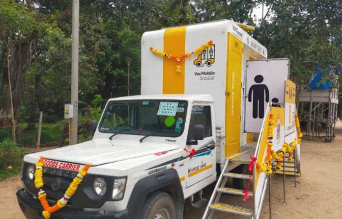 mobile-toilet