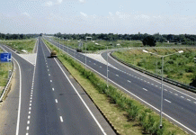 अर्धवट एक्सप्रेस वेवर अर्धा टोल भरा, रविवारपासून टोल वसुलीच्या नियमांत बदल