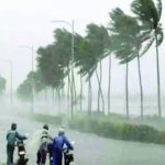 Cyclone Ditwah – चक्रीवादळ हिंदुस्थानजवळ पोहचले; तीन राज्यांना हाय अलर्टचा इशारा
