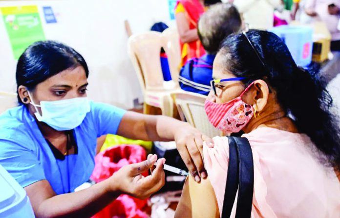 ladies-vaccination