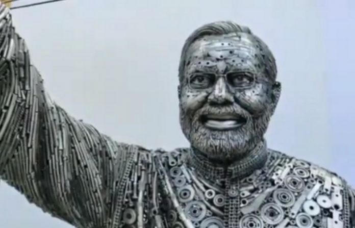 modi-statue