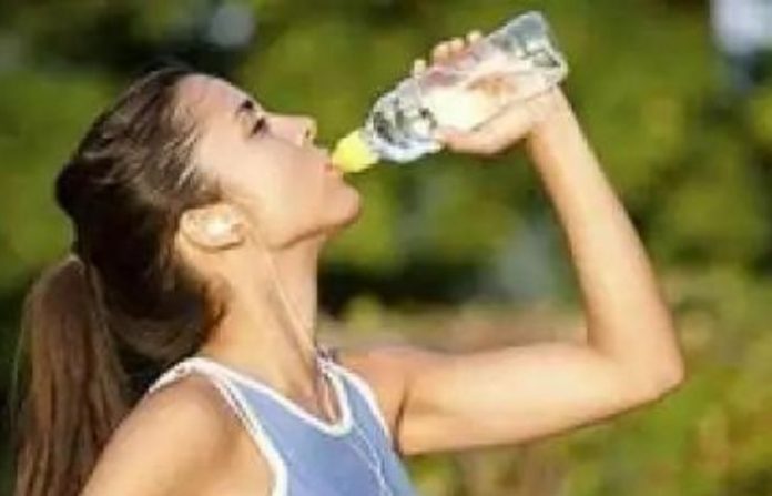 drinking_water-canva