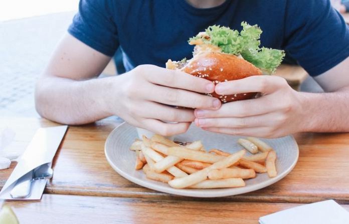 eating-food-image-1591624193_700x450