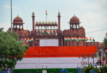 1 हजार सीसीटीव्ही कॅमेरे अन् 20 हजार जवान तैनात, स्वातंत्र्य दिनानिमित्त लाल किल्ल्याला कडक सुरक्षा
