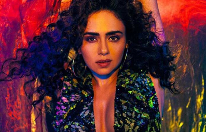amruta-khanvilkar