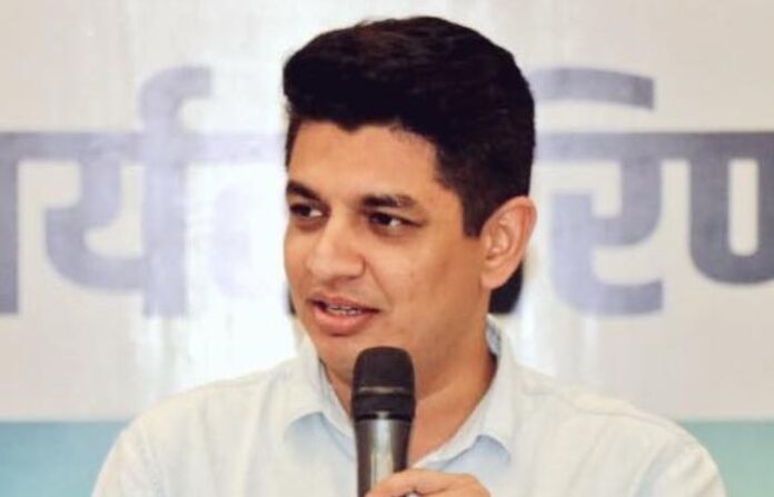 satyajeet tambe