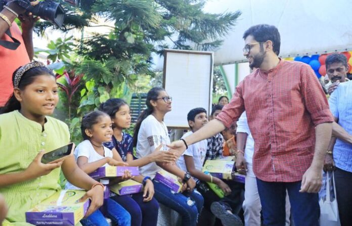 aaditya thackeray worli joggers park garden