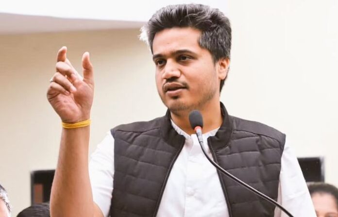 rohit pawar