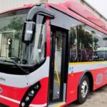 मुंबईत सह्याद्री अतिथीगृहासमोर बसचा अपघात, वृद्ध महिलेचा मृत्यू