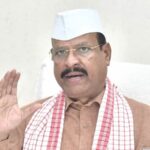 अॅम्ब्युलन्स खरेदीप्रकरणी माजी मंत्री सत्तार अडचणीत, पुराव्यासह पोलिसात तक्रार दाखल; मुख्यमंत्र्यांकडे कारवाईची मागणी