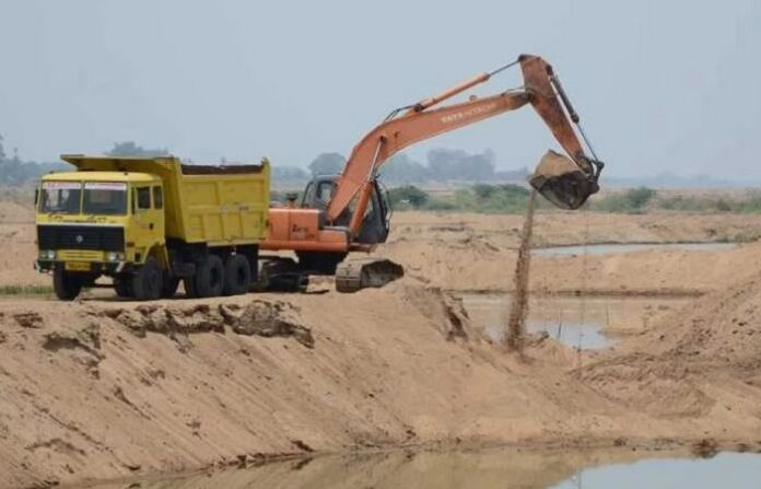 वाळूतस्करी