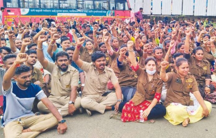 TMT contract employee protest