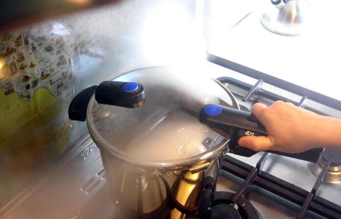 pressure cooker