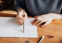 शैक्षणिक प्रतिज्ञापत्रांचे मुद्रांक शुल्क माफ, राज्यभरातील विद्यार्थी-पालकांना दिलासा