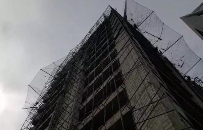 BUILDING 1
