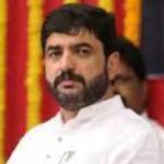 महापौर असताना मोहोळ बिल्डरची गाडी वापरायचे, रवींद्र धंगेकरांचा खळबळजनक आरोप