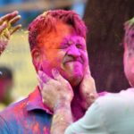 holi