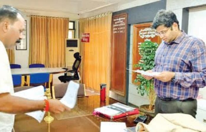 Karveer Shiv Sena Uddhav Balasaheb Thackeray