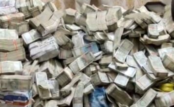 तमिळनाडू आणि पश्चिम बंगाल निवडणुकांच्या पार्श्वभूमीवर 650 कोटींच्या मुद्देमालाची जप्ती; निवडणूक आयोगाची मोठी कारवाई