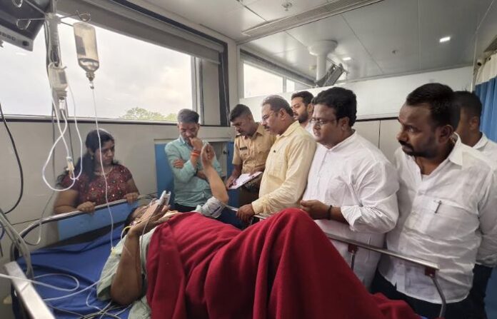 हल्ल्याच्या घटनेनंतर निलेश लंकेंनी घेतली राहुल झावरेंची भेट, कार्यकर्त्यांना केले आवाहन | Saamana (सामना)
